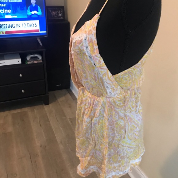 New Dance and Marvel top - Picture 4 of 10